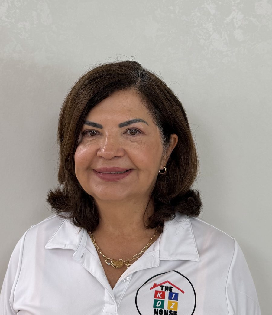 Iris Fabian, Director