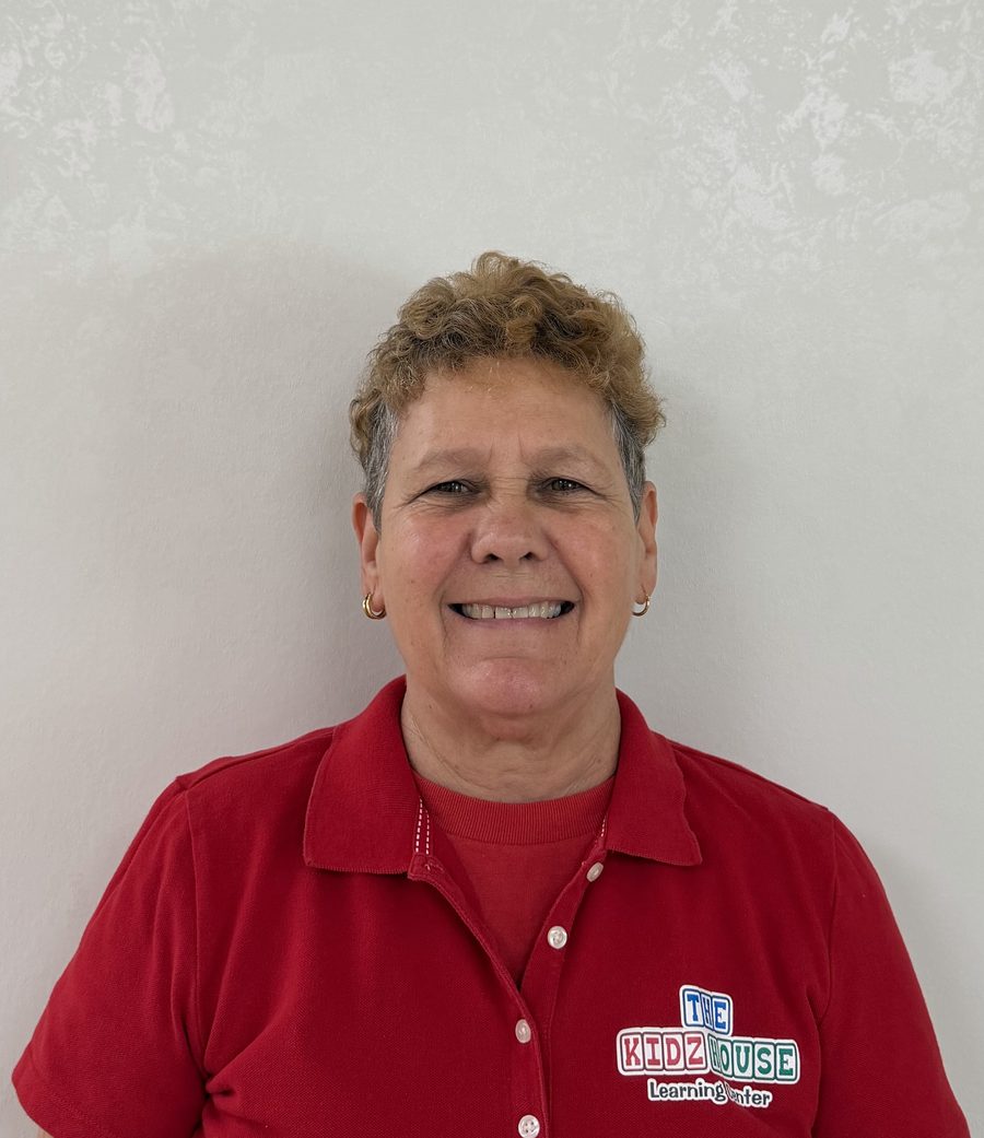 Ms. Lissette, Cook